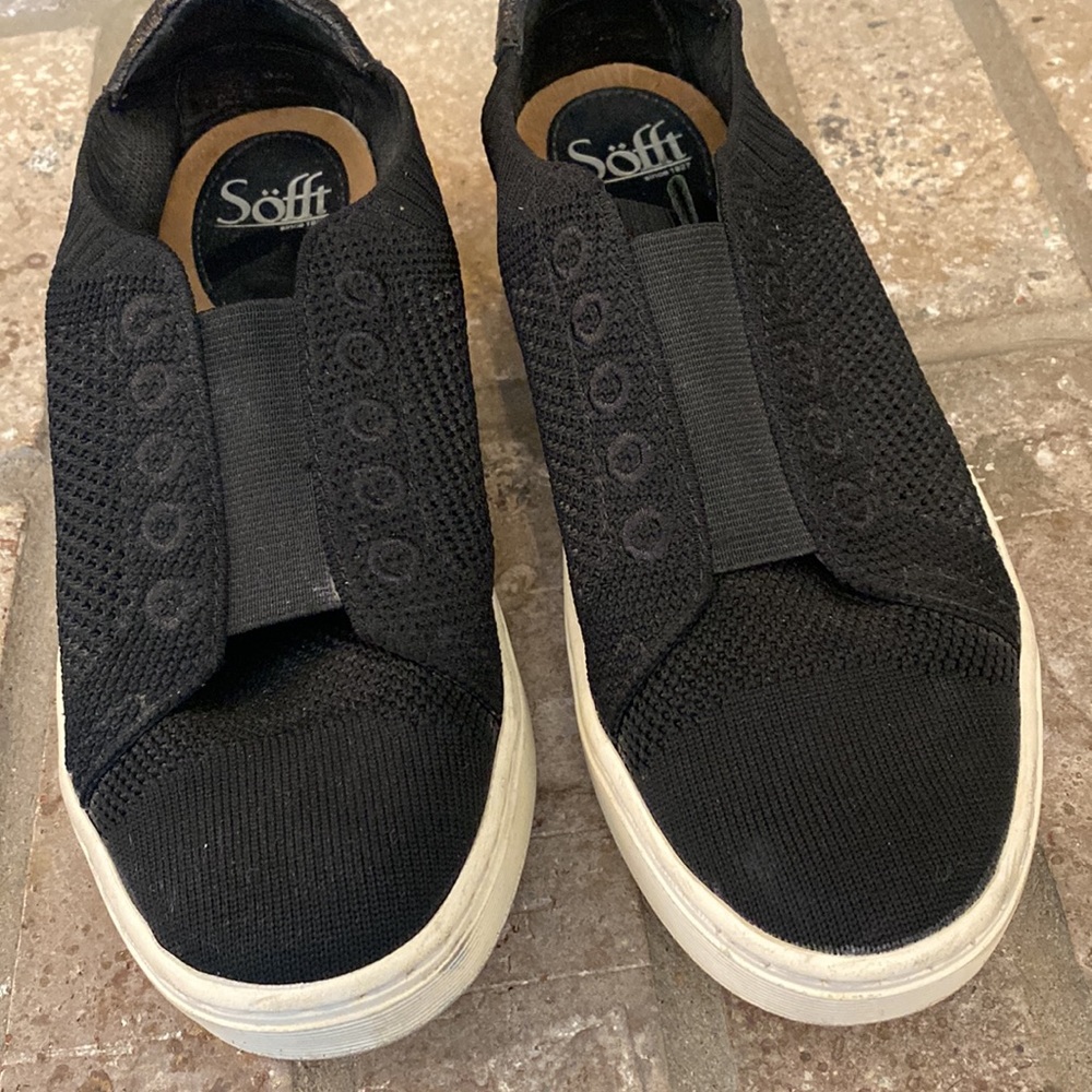 Women's Black Slip-On Knit Sneakers